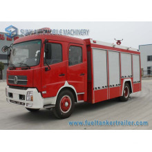 Camion de lutte contre l&#39;incendie de réservoir d&#39;eau et de mousse de Dongfeng 6000L 4 * 2